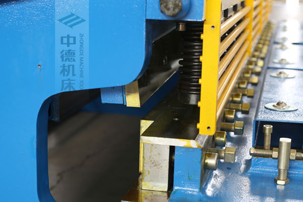 ZDSK-1232选用上海优良刀片，利用寿命更长.jpg