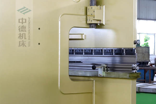 ZDP-16060增强型喉口，有用抵当机架受力变形.jpg